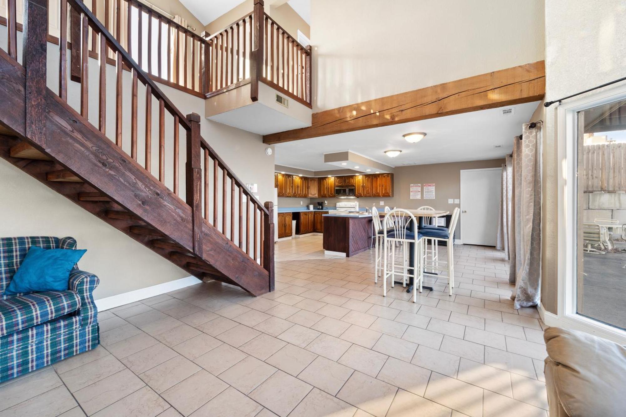 Lazy Gator House- Sleep 20- Bachelor Parties Welcome Lake Ozark Exteriör bild