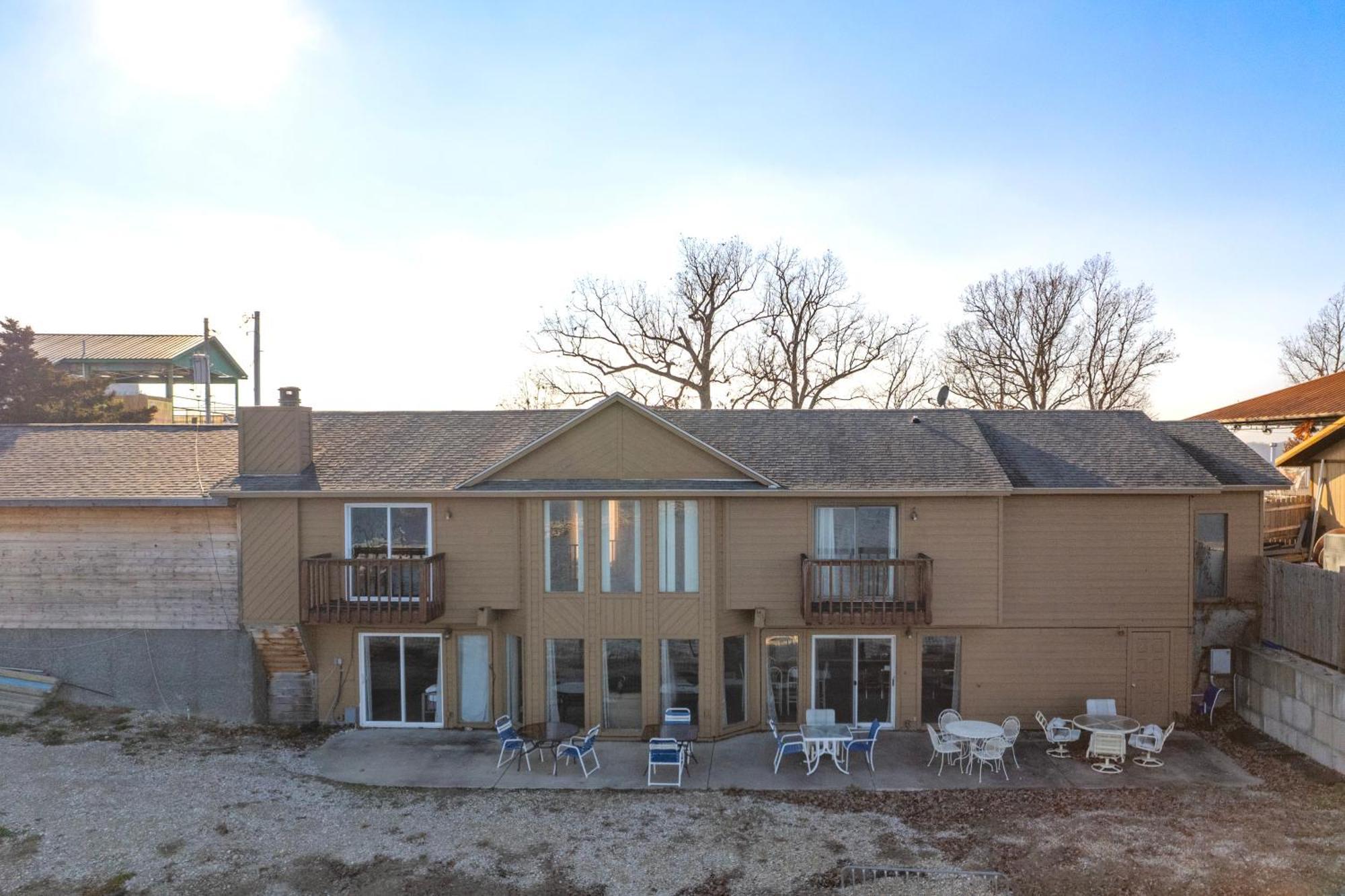 Lazy Gator House- Sleep 20- Bachelor Parties Welcome Lake Ozark Exteriör bild